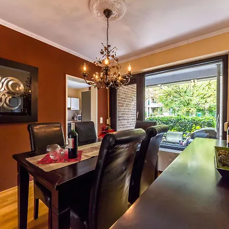 Lakeside Flat Apartment Düsseldorf