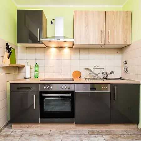 Lakeside Flat *