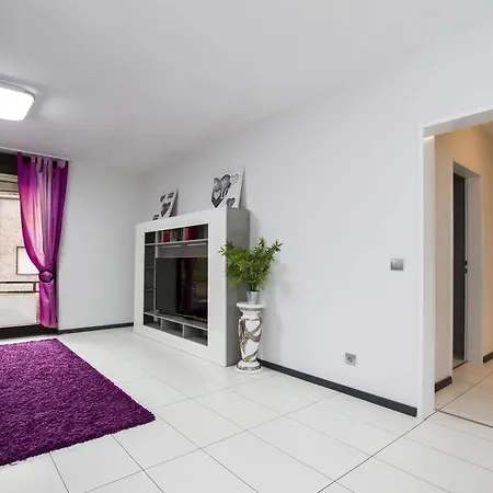 Lakeside Flat Apartment Dusseldorf